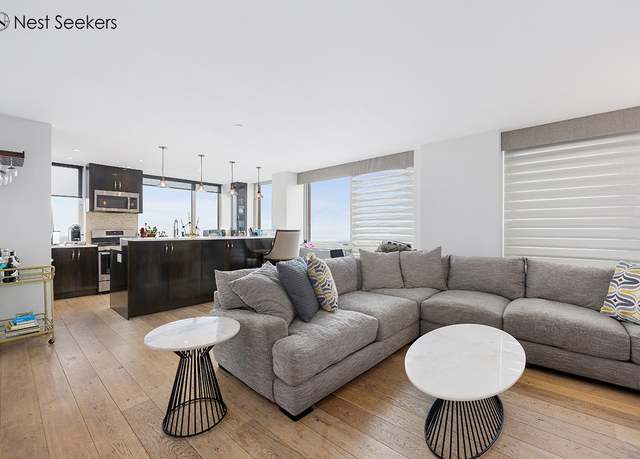 Property at 215-217 E 96th St Ph -H, New York City, NY 10128, 3 beds, 2.5 baths