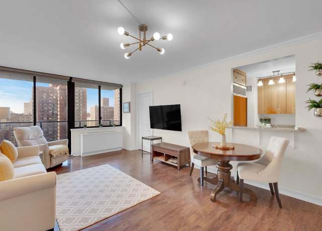 Property at 245 E 93rd St Unit 28E, New York City, NY 10128, 3 beds, 2.5 baths