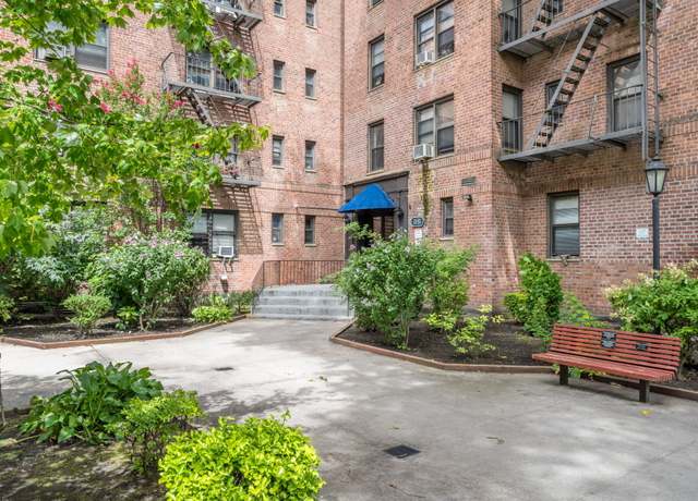 Property at 35 Oliver St Unit 6E, Brooklyn, NY 11209, 1 bath