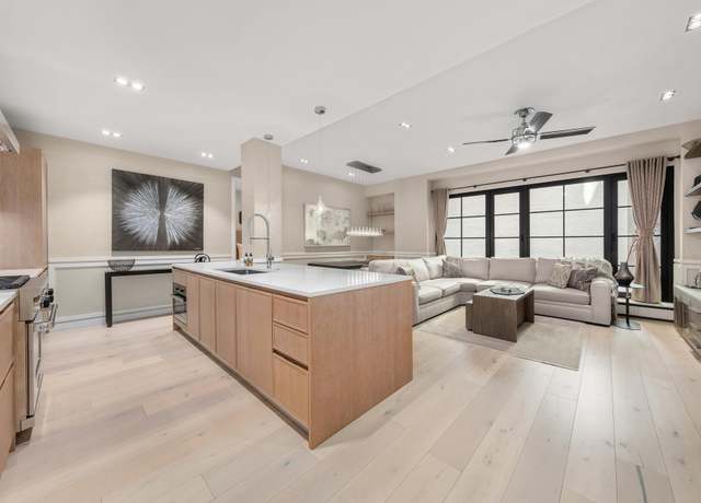 Property at 225 W 17th St Unit 4B, New York City, NY 10011, 2 beds, 2.5 baths