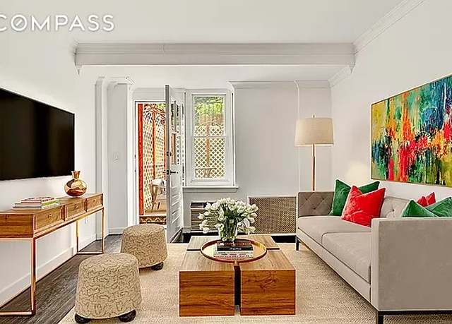 Property at 55 W 83rd St Unit GARDEN, New York City, NY 10024, 1 bed, 1 bath