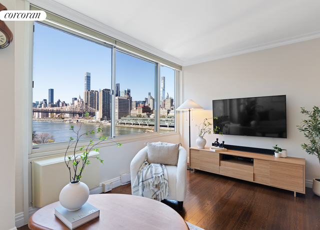 Property at 575 Main St #903, New York City, NY 10044, 2 beds, 2 baths