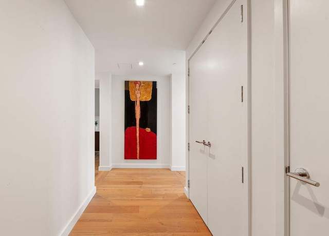 Property at 360 E 89th St Unit 21B, New York City, NY 10128, 2 beds, 2 baths