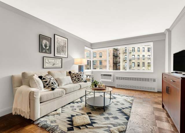 Property at 3 Sheridan Sq Unit 3K, New York City, NY 10014, 1 bath