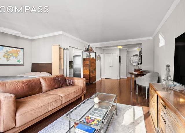 Property at 49 W 12th St Unit 8A, New York City, NY 10011, 1 bath