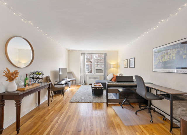 Property at 143 Bennett Ave Unit 2R, New York City, NY 10040, 1 bed, 1 bath