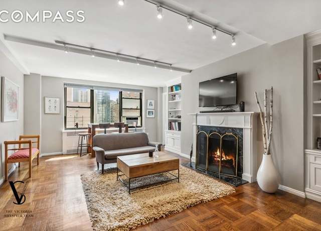 Property at 235 E 73rd St Unit 12C, New York City, NY 10021, 2 beds, 2 baths