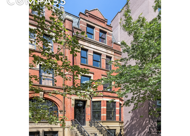 Property at 53 W 85th St, New York City, NY 10024, 5 beds, 6.5 baths