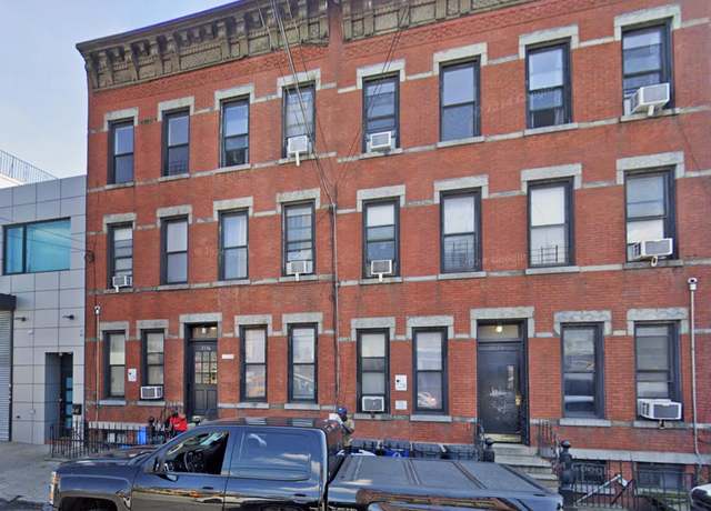 Property at 3134-3136 Greenpoint Ave, New York City, NY 11101, 12 beds, 12 baths