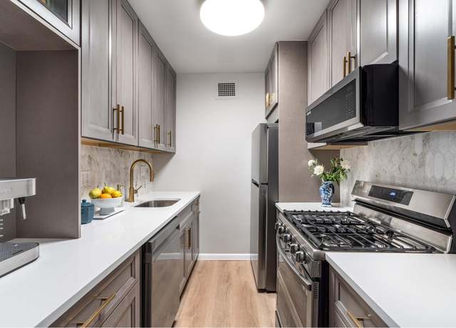 Property at 136 E 56th St Unit 8L, New York City, NY 10022, 1 bed, 1 bath