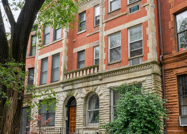 Property at 127 W 95th St Unit TH, New York City, NY 10025, 6 beds, 5 baths