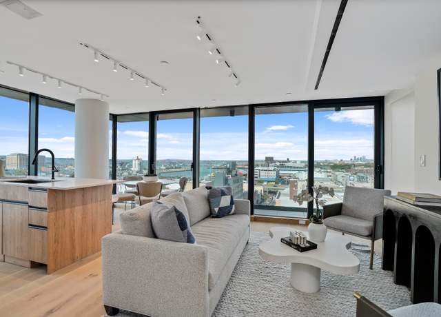 Property at 179 20th St Unit 2A, Brooklyn, NY 11232, 2 beds, 2 baths
