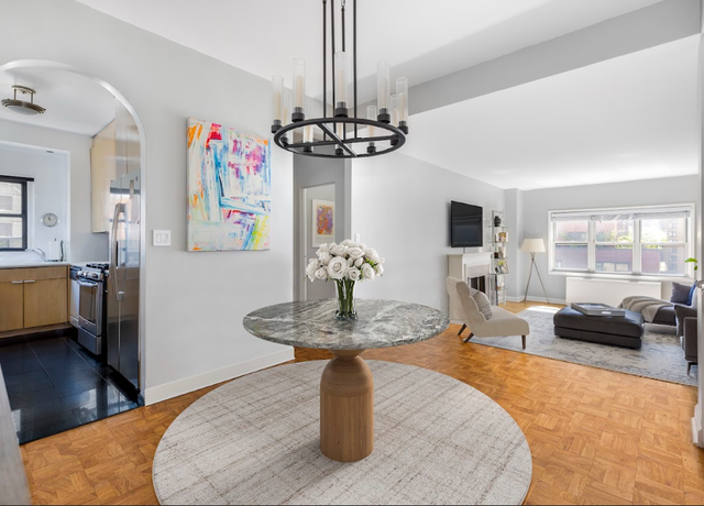 Property at 301 E 48th St Unit 14J, New York City, NY 10017, 1 bed, 1 bath
