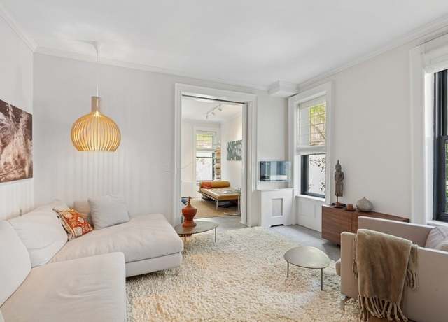 Property at 254 W 25th St Unit 2C, New York City, NY 10001, 1 bed, 1 bath