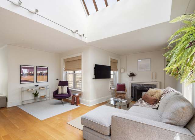 Property at 104-106 Bedford St Unit 6AB5A, New York City, NY 10014, 3 beds, 2 baths