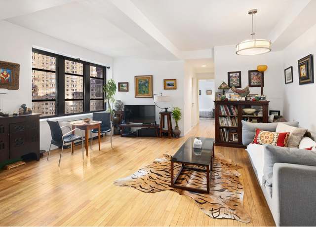 Property at 43 W 61st St Unit 16H, New York City, NY 10023, 1 bed, 1 bath