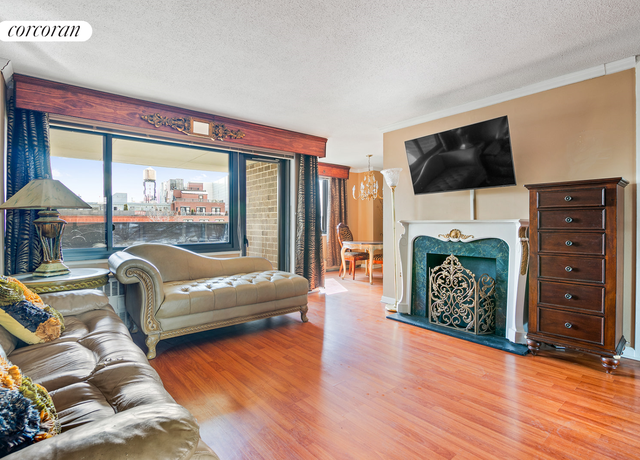 Property at 333 Pearl St Unit 7A, New York City, NY 10038, 1 bath
