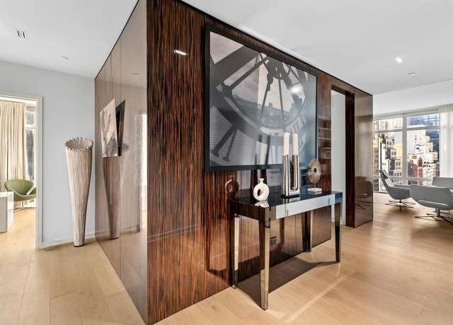 Property at 207 E 57th St Unit 19B, New York City, NY 10022, 2 beds, 2.5 baths