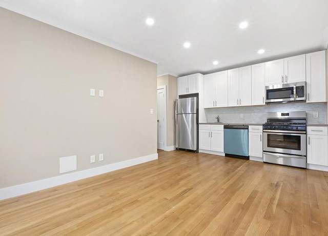 Property at 811 Walton Ave Unit E-22, New York City, NY 10451, 2 beds, 1 bath