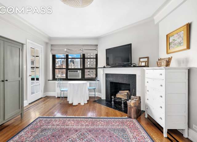 Property at 235 E 22nd St Unit 15M, New York City, NY 10010, 1 bath