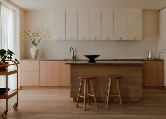 Property at 144 Vanderbilt Ave Unit 3A, Brooklyn, NY 11205, 3 beds, 2 baths