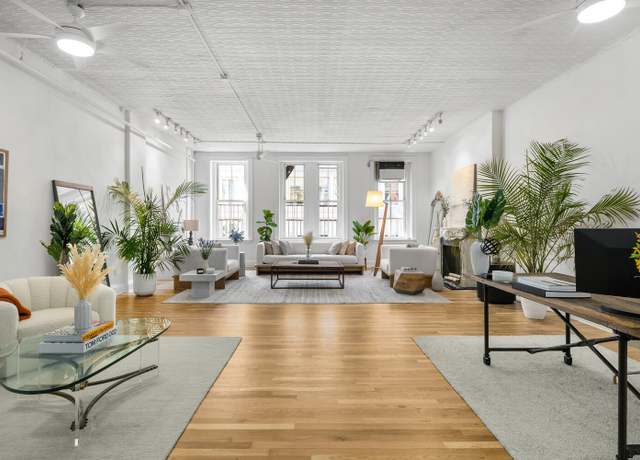 Property at 508 Broadway #4, New York City, NY 10012, 2 beds, 1 bath