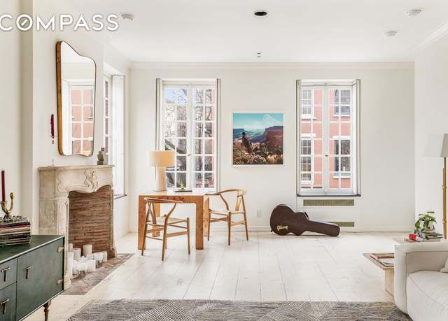 Property at 367 Bleecker St #2, New York City, NY 10014, 3 beds, 2 baths