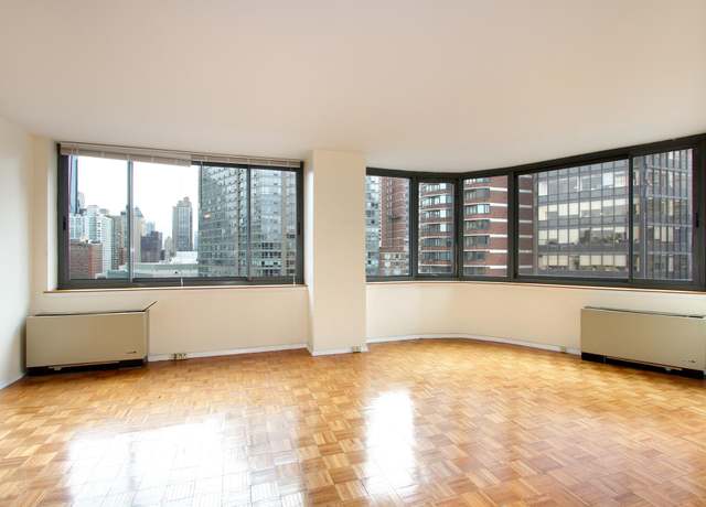 Property at 2000 Broadway Unit 11F, New York City, NY 10023, 2 beds, 2 baths