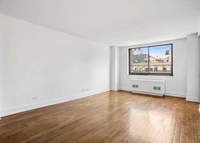 Property at 275 W 96th St Unit 10LM, New York City, NY 10025, 3 beds, 2 baths