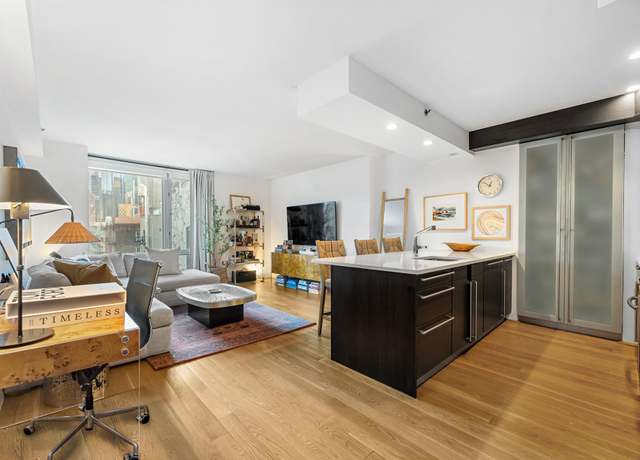 Property at 464 W 44th St Unit 6B, New York City, NY 10036, 1 bed, 1 bath