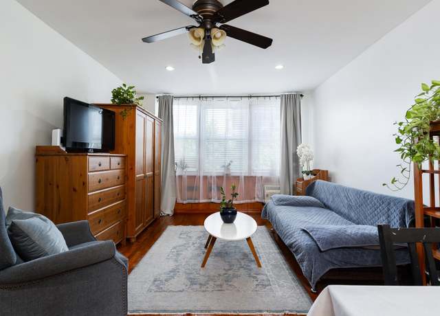 Property at 207 Ocean Pkwy Unit 3J, Brooklyn, NY 11218, 1 bed, 1 bath