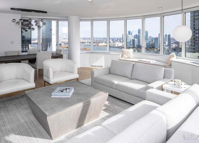 Property at 330 E 38th St Unit 36-N, New York City, NY 10016, 3 beds, 2.5 baths