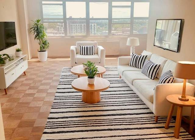 Property at 135 Ocean Pkwy Unit 11S, Brooklyn, NY 11218, 1 bath