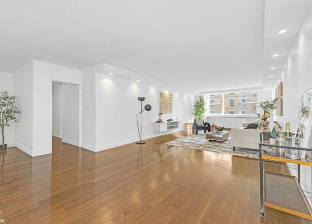 Property at 501 E 79th St Unit 5A, New York City, NY 10075, 4 beds, 3.5 baths