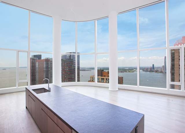 Property at 50 West St Unit 28C, New York City, NY 10006, 3 beds, 3.5 baths