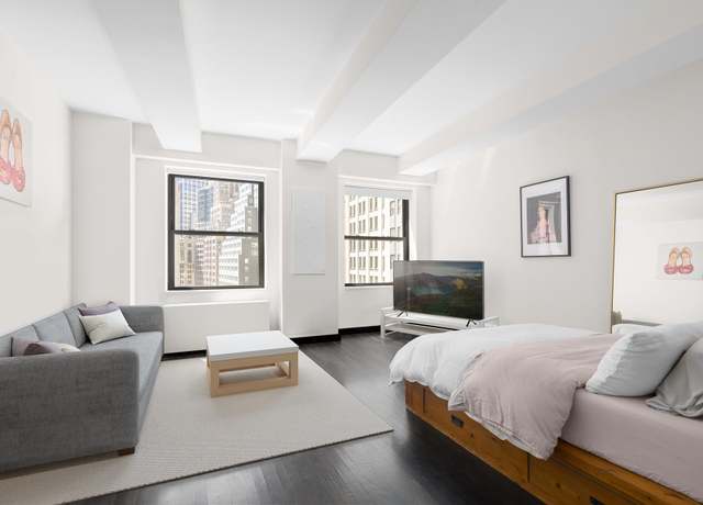 Property at 20 Pine St #1607, New York City, NY 10005, 1 bath