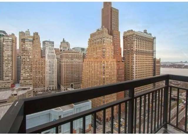 Property at 99 Battery Pl Unit 15K, New York City, NY 10280, 1 bed, 1 bath