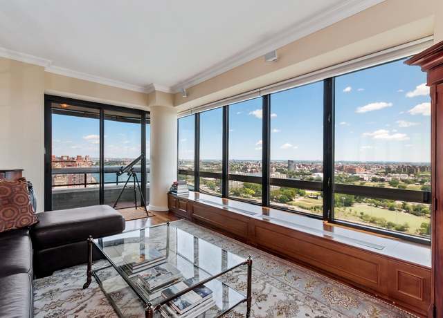 Property at 530 E 76th St Unit 25G, New York City, NY 10021, 2 beds, 2.5 baths