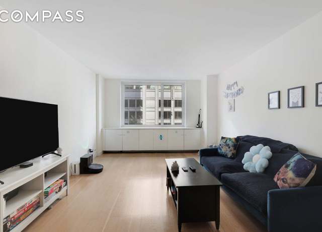 Property at 301 W 53rd St Unit 3I, New York City, NY 10019, 1 bed, 1 bath