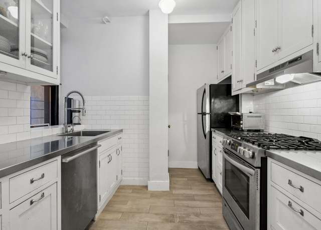 Property at 255 W End Ave Unit 4A, New York City, NY 10023, 2 beds, 1.5 baths