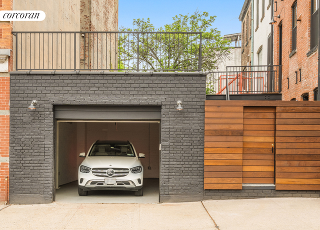 Property at 64 2nd St, Brooklyn, NY 11231, 4 beds, 4 baths