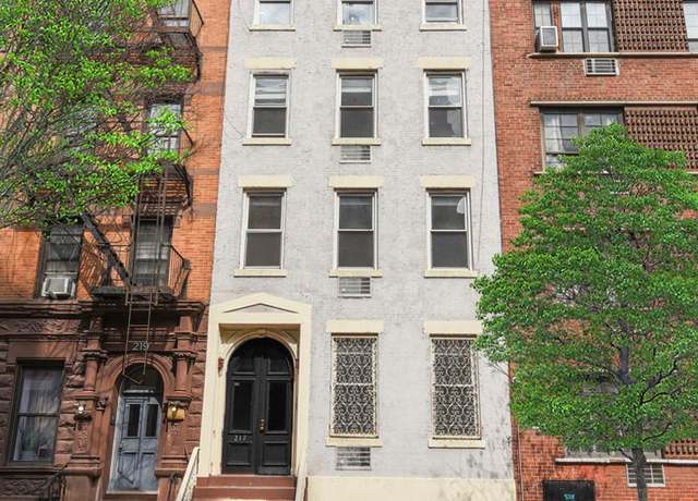 Property at 217 W 15th St, New York City, NY 10011, 6 beds, 5 baths