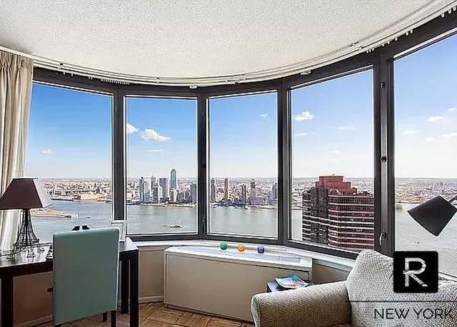 Property at 330 E 38th St Unit 5-J, New York City, NY 10016, 1 bed, 1 bath