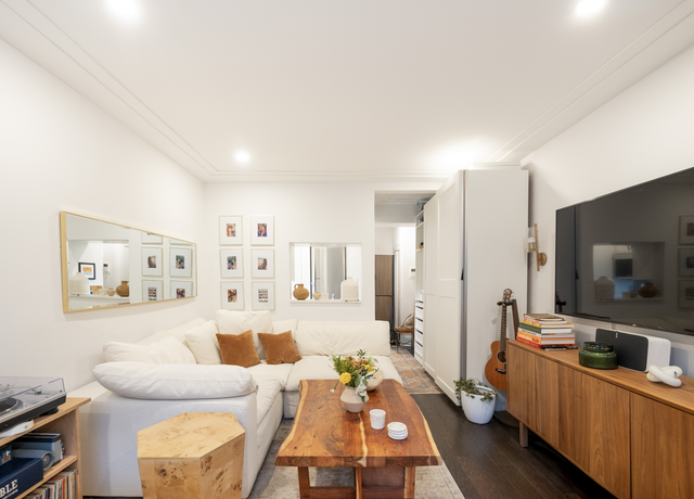 Property at 321 E 71st St Unit 4A, New York City, NY 10021, 1 bed, 1 bath