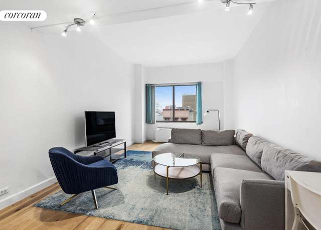 Property at 393 W 49th St Unit 6P, New York City, NY 10019, 1 bath
