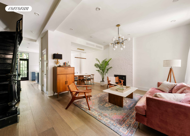 Property at 181 Waverly Ave, Brooklyn, NY 11205, 5 beds, 4 baths