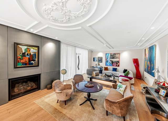 Property at 532 W 20th St #5, New York City, NY 10011, 4 beds, 3.5 baths