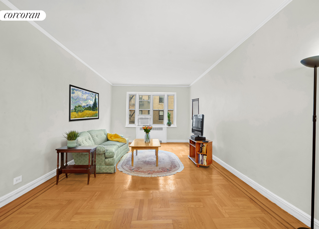 Property at 120 Bennett Ave Unit 3L, New York City, NY 10033, 2 beds, 1.5 baths