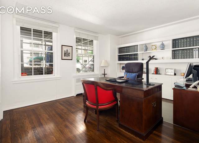 Property at 117 E 72nd St Unit 1WSR1C, New York City, NY 10021, 3 beds, 2 baths