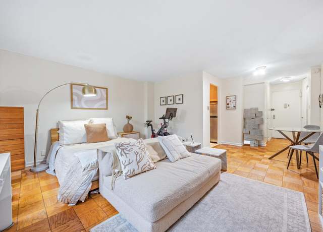 Property at 220 E 60th St Unit 4-G, New York City, NY 10022, 1 bath